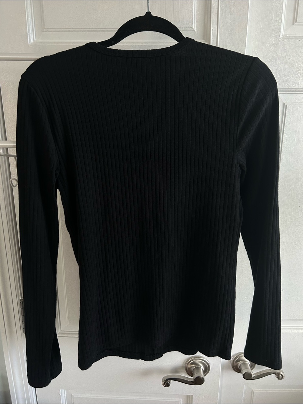 GAP Black Ribbed Button-Front Cardigan - Picture 3 of 6